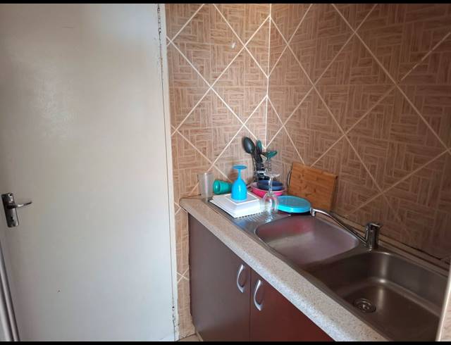 2 BEDROOM SECTIONAL TITLE FOR SALE IN EIKE PARK